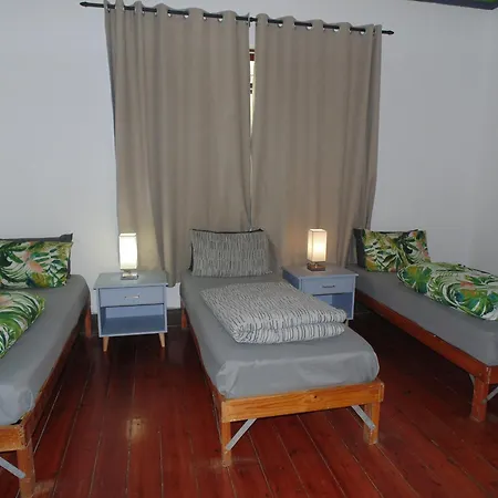 Zebra Crossing Backpacker Hostel Cape Town Exterior photo
